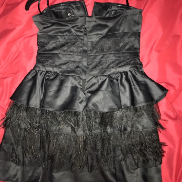 Bebe Sweetheart Strapless Black Feather Dress - Picture 4 of 4